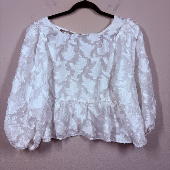 Free People Medium Callie Top White Cropped Cut Out Tie Back Puff Sleeves - Picture 2 of 12